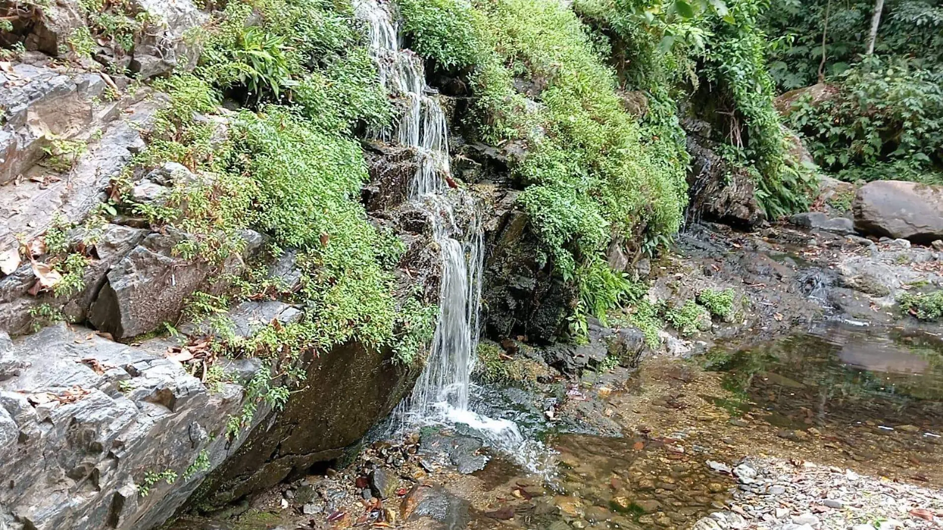 cascada costa rica 